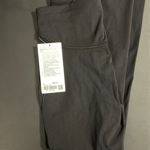 NWT LULULEMON Base pace he tight 25” size 8